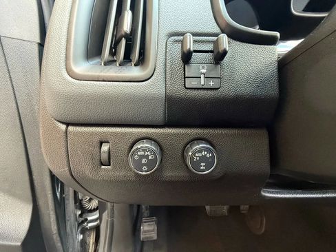 Used 2020 Chevrolet Colorado Z71 image 22