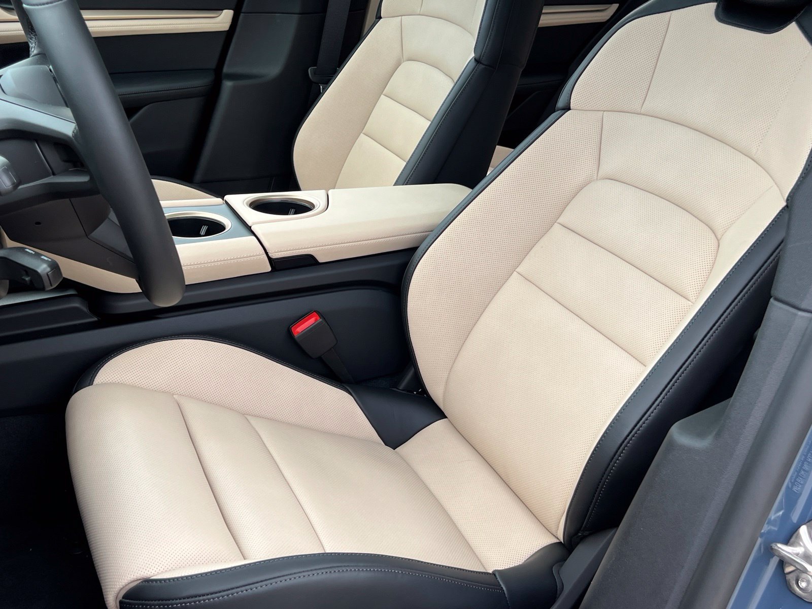 New 2026 Porsche Taycan AWD/4WD image 5