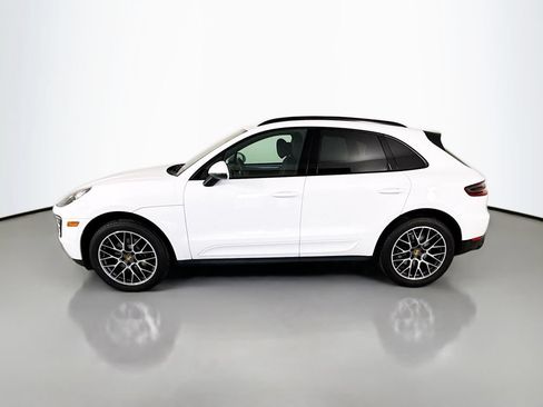 Certified 2018 Porsche Macan Sport Edition AWD/4WD image 2