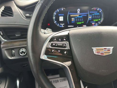 Used 2017 Cadillac Escalade Platinum AWD/4WD image 35