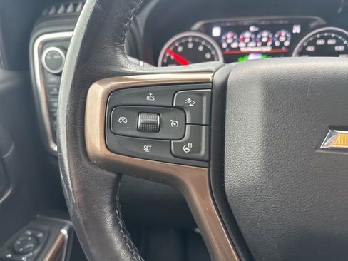 Used 2021 Chevrolet Silverado 1500 High Country w/ Technology Package image 33