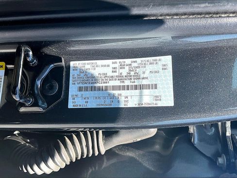 Used 2019 Ford F150 Lariat AWD/4WD image 9