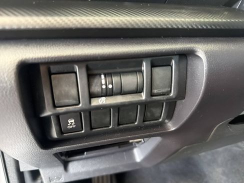 Used 2017 Subaru Impreza 2.0i Premium AWD/4WD image 20