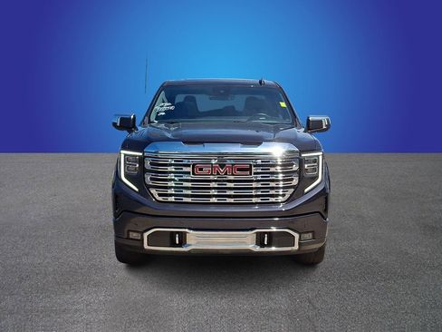 Used 2023 GMC Sierra 1500 Denali AWD/4WD image 2