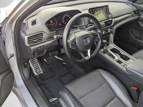 Used 2018 Honda Accord Sport image 10