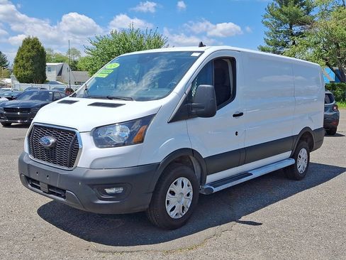 Used 2024 Ford Transit 250 Low Roof w/ Exterior Upgrade Package RWD image 3