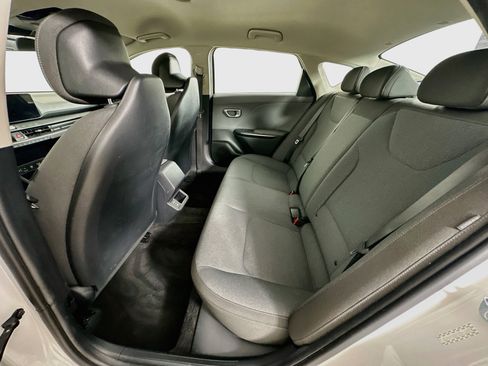 Used 2025 Kia K4 FWD image 26