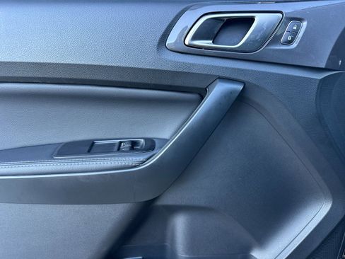 Used 2022 Ford Ranger Lariat w/ Equipment Group 501A High image 11