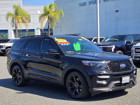 Used 2020 Ford Explorer ST w/ ST High-Performance Pack AWD/4WD image 3