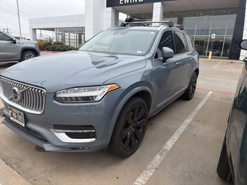 Used 2020 Volvo XC90 T6 Inscription w/ Protection Package Premier image 2