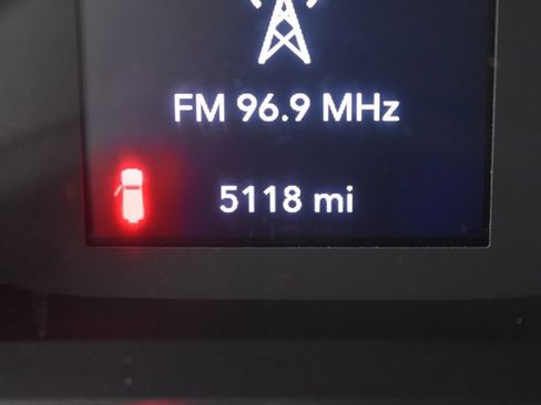 Used 2025 Jeep Wrangler Sport image 21