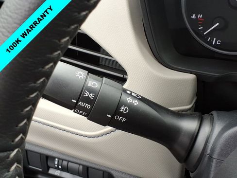 Certified 2025 Subaru Forester Premium AWD/4WD image 21