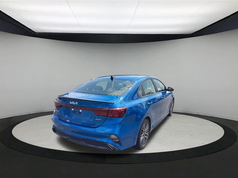 Used 2023 Kia Forte GT-Line w/ GT-Line Premium Package FWD image 8