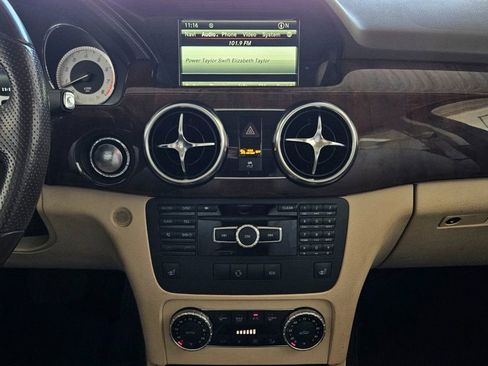 Used 2014 Mercedes-Benz GLK 350 4MATIC image 14