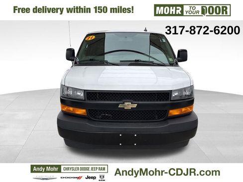 Used 2021 Chevrolet Express 2500 w/ Driver Convenience Package image 2