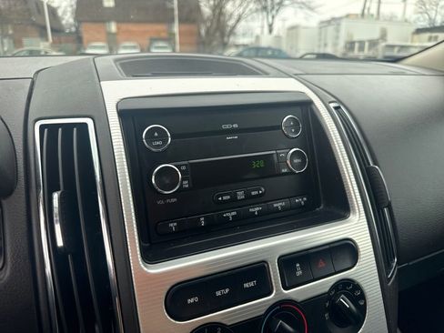 Used 2010 Ford Edge SEL image 31