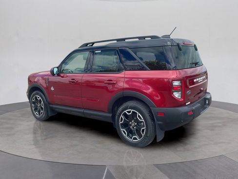 Certified 2025 Ford Bronco Sport Outer Banks w/ Outer Banks Tech Package+ AWD/4WD image 3