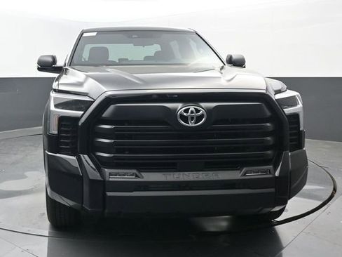 New 2026 Toyota Tundra SR5 w/ SR5 Convenience Package AWD/4WD image 19