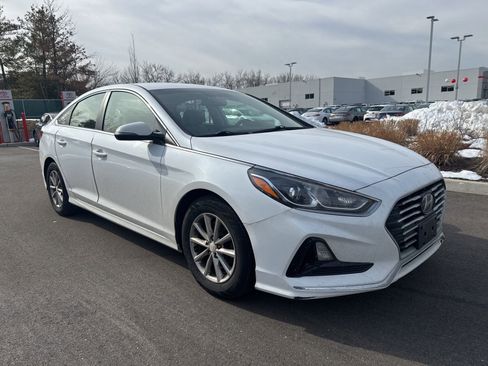 Used 2018 Hyundai Sonata SE image 3