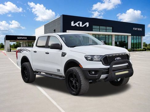 Used 2019 Ford Ranger XLT w/ Equipment Group 302A Luxury AWD/4WD image 3