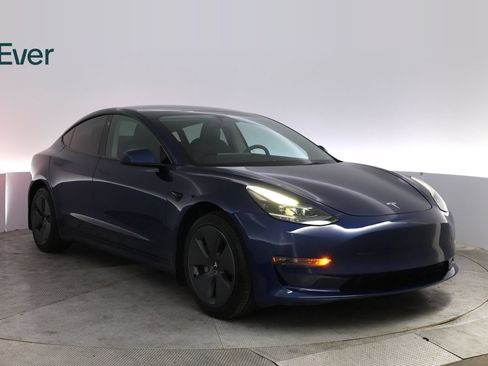 Used 2022 Tesla Model 3 RWD image 13
