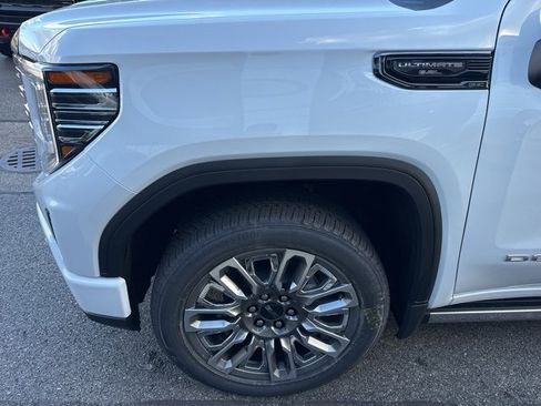 New 2026 GMC Sierra 1500 Denali Ultimate image 4