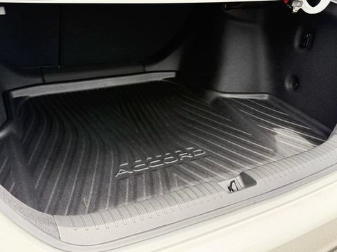 Certified 2025 Honda Accord SE image 16