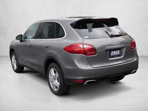 Used 2013 Porsche Cayenne S image 8