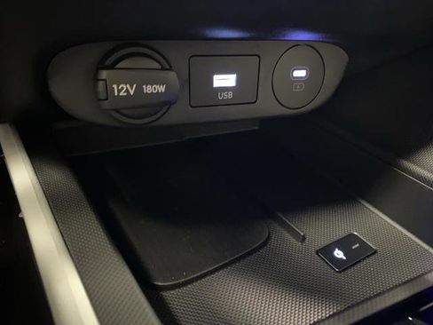 New 2026 Hyundai Elantra Limited image 24