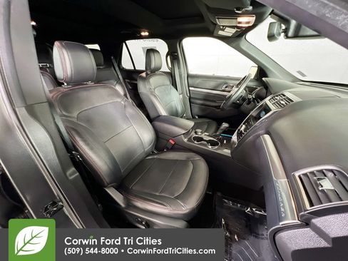 Used 2019 Ford Explorer Sport AWD/4WD image 18