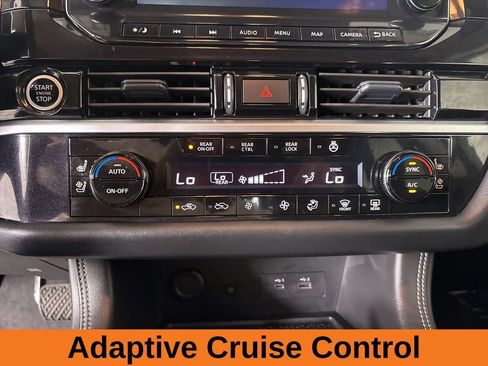 Used 2024 Nissan Pathfinder Platinum w/ Cargo Package image 17