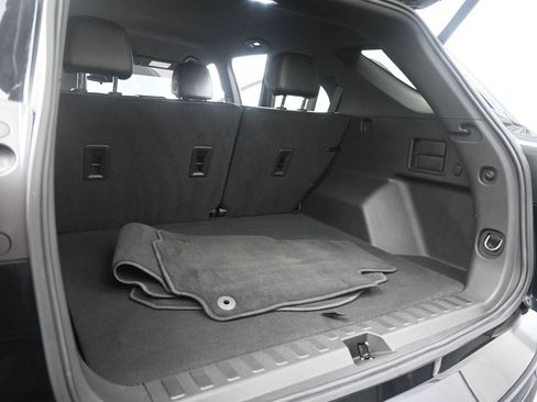 Used 2024 Chevrolet Equinox RS AWD/4WD image 26