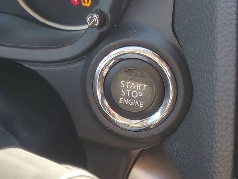 Used 2024 Mitsubishi Eclipse Cross LE image 17