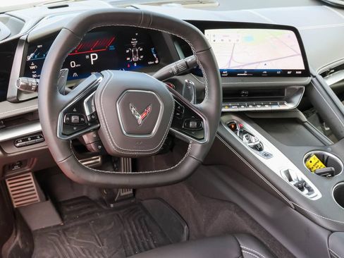 Used 2026 Chevrolet Corvette Stingray Coupe w/ 1LT RWD image 10