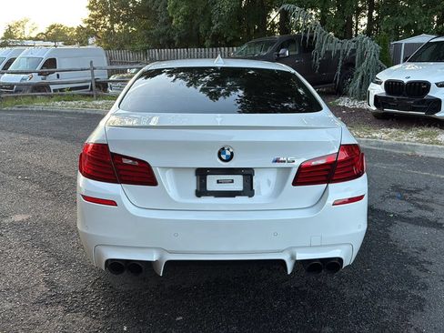 Used 2014 BMW M5 RWD image 7