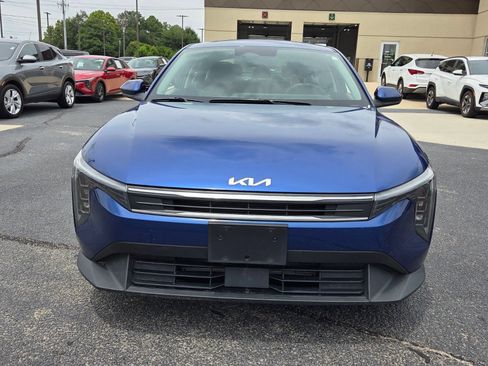 Used 2025 Kia K4 FWD image 2