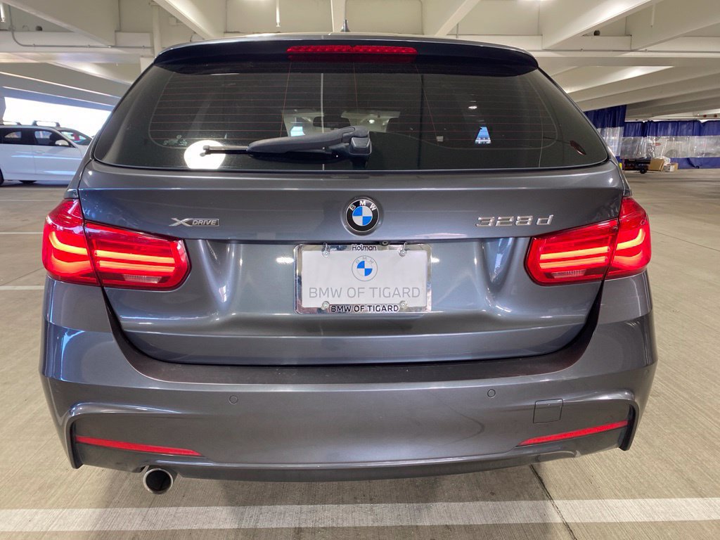 Used 2017 BMW 328d xDrive Wagon AWD/4WD image 4