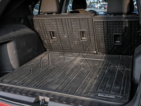 Used 2024 Chevrolet Equinox LT w/ LPO, Floor Liner Package FWD image 11
