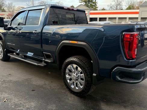 Used 2020 GMC Sierra 2500 Denali image 10