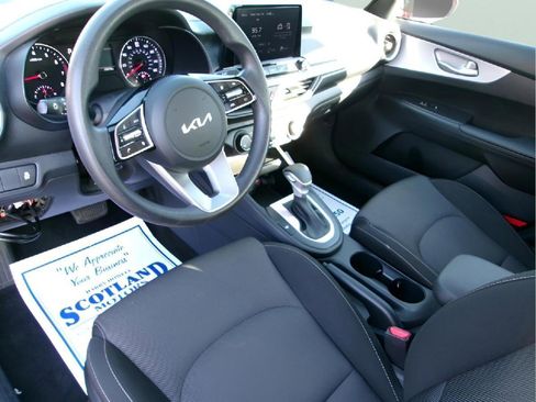 Used 2024 Kia Forte LXS image 12