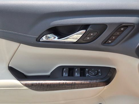 Used 2023 GMC Acadia Denali AWD/4WD image 30
