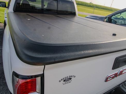 Used 2016 GMC Canyon SLE w/ SLE Convenience Package RWD image 5