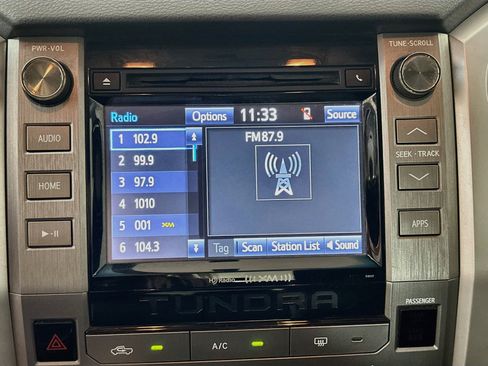 Used 2017 Toyota Tundra SR5 AWD/4WD image 19