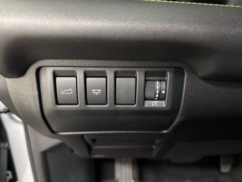 Used 2025 Subaru Ascent Bronze Edition w/ Onyx Package image 18