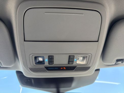 Used 2021 Ford Explorer XLT w/ Equipment Group 202A AWD/4WD image 31