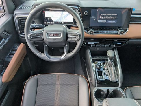 New 2026 GMC Canyon AT4 AWD/4WD image 9