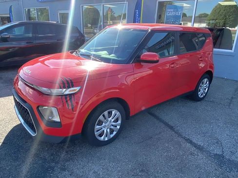 Used 2022 Kia Soul LX FWD image 26