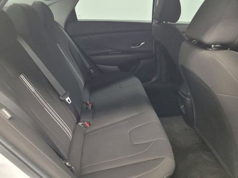 Used 2024 Hyundai Elantra SEL image 19