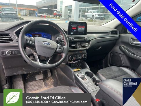 Used 2022 Ford Escape SEL w/ SEL Stealth AWD Package image 8