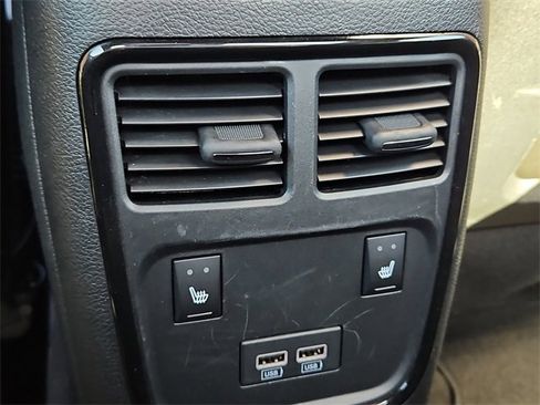 Used 2022 Dodge Charger SXT w/ Plus Group image 21